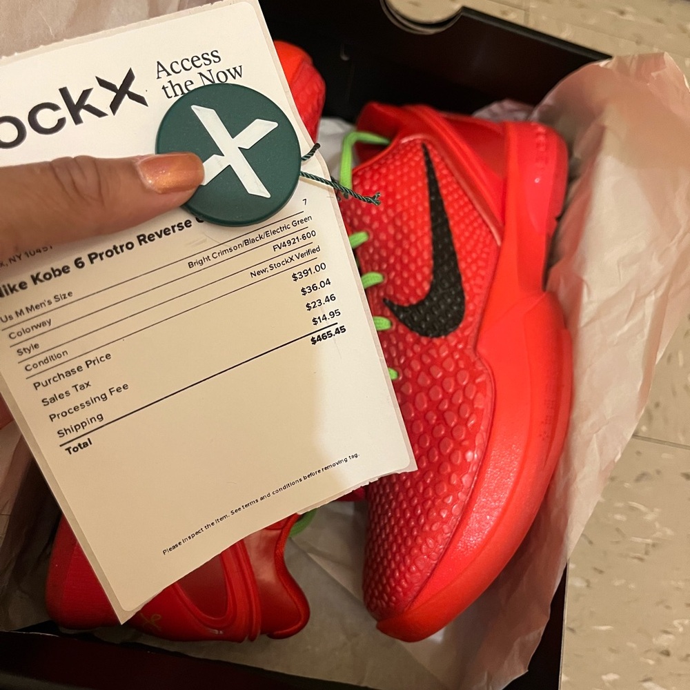 Nike Kobe Reverse Grinch - Picture 15 of 15